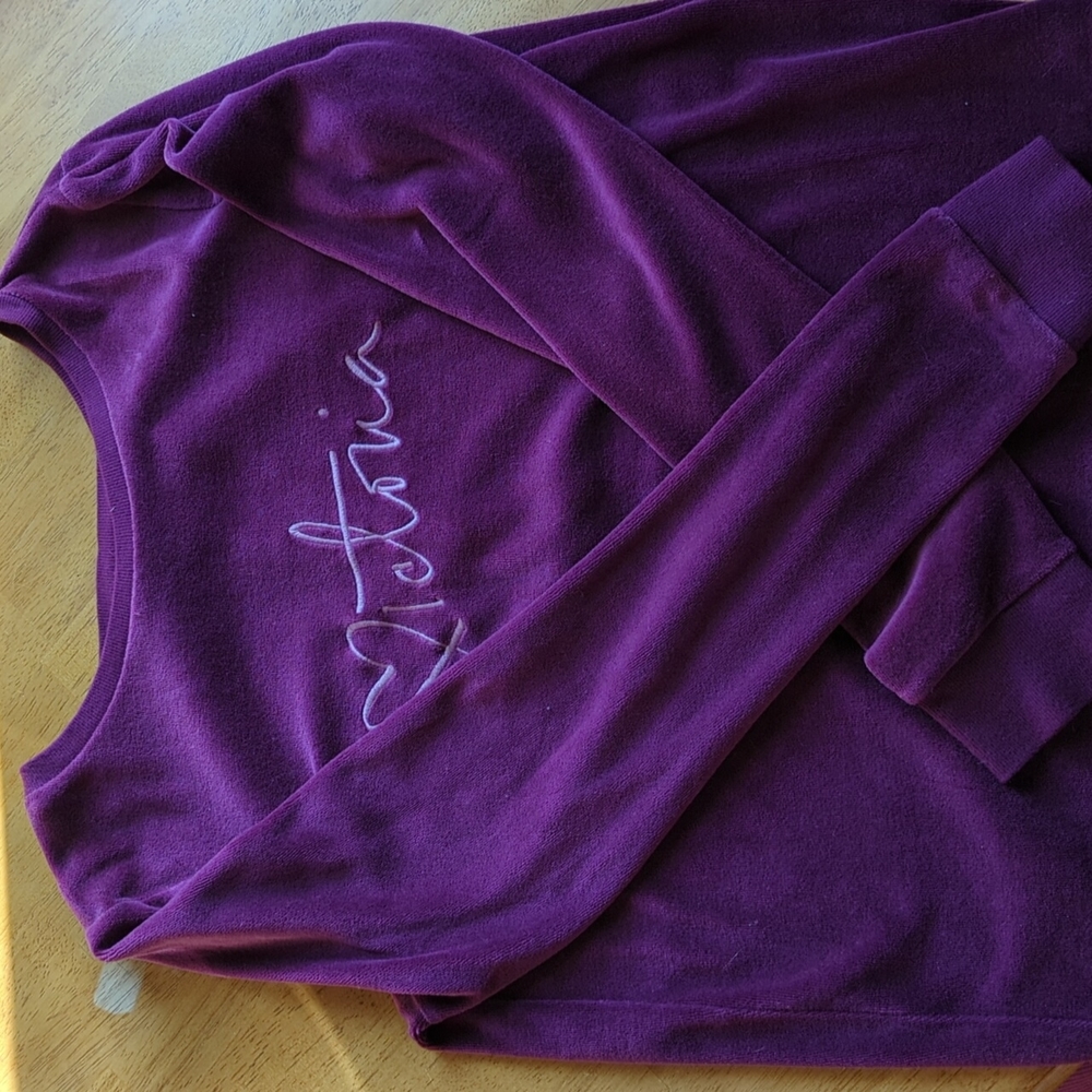 Victoria Secret sweater